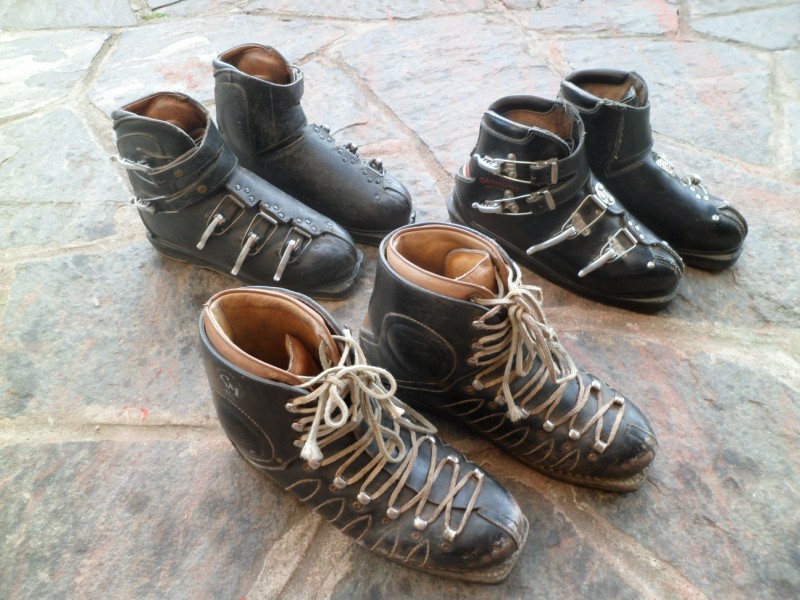 VB) Vendo scarponi d'epoca da sci anni '50-'60 | SkiForum - Sci, turismo,  sport e passione