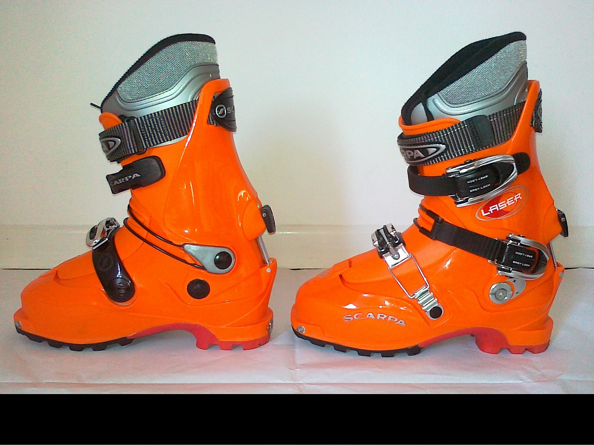 MILANO) vendo scarponi SCARPA LASER 26,5 usati 2 volte | SkiForum - Sci,  turismo, sport e passione