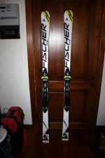 PERUGIA] compro sci usati per ragazza altezza 165 argento avanzato (valuto  permuta) | SkiForum - Sci, turismo, sport e passione