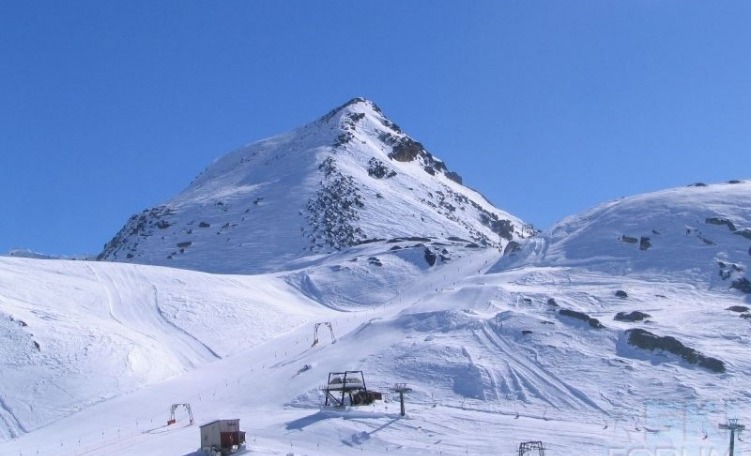 Dal 24 giugno riparte lo sci estivo a Macugnaga